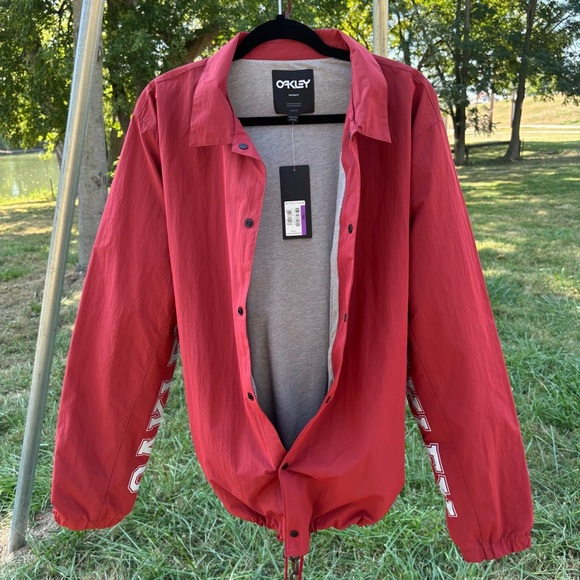 Oakley Jacket Mens XXL Nylon Icon Coach Sleeve Spellout Lightweight Buttons NEW - Picture 5 of 11